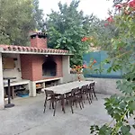 Apartament Tihana-ground Floor With Large Terrace Makarska