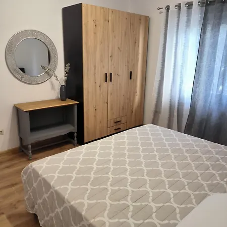 Apartment Tihana-ground Floor With Large Terrace Makarska