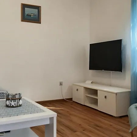 Apartment Tihana-ground Floor With Large Terrace