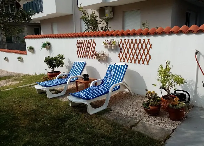 Tihana-ground Floor With Large Terrace Lejlighed